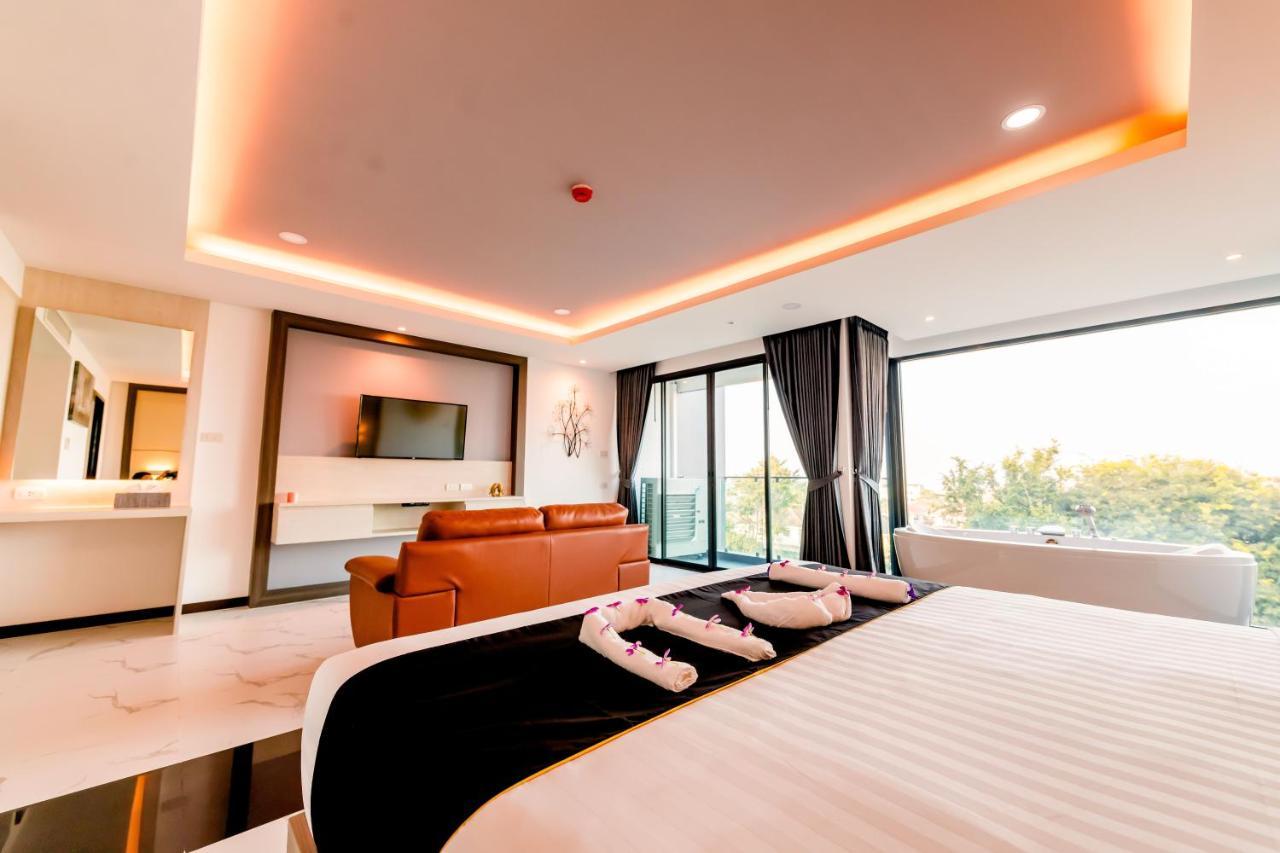 The Proud Hotel Pattaya - Sha Certified Bagian luar foto